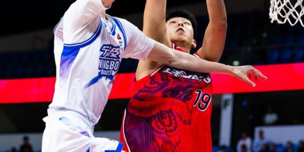 篮球 | CBA常规赛：广州朗肽海本不敌宁波町渥|广州朗肽海本队|宁波町渥队|袁照耀|威金顿|中国男子篮球职业联赛_新浪体育_新浪新闻