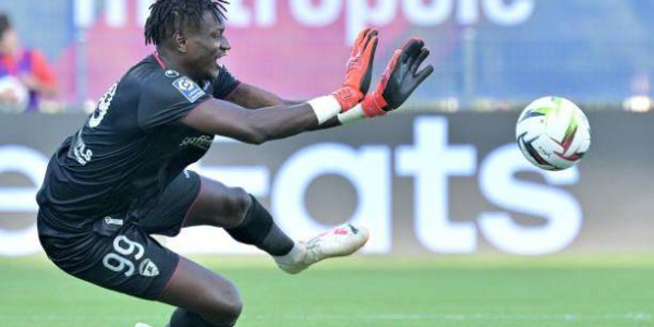 bob半岛体育官网-王勤伯：弃将复仇童话，副班长拦下巴黎