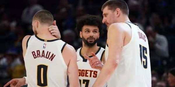 bob半岛体育官方网站-阿门16分5板4助 NBA火箭93-129掘金 穆雷30分