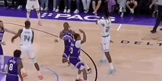 bob半岛体育平台-当家球星打替补，他们在故意摆烂？|黄蜂|拉梅洛|查尔斯-李|NBA|夏洛特黄蜂队_新浪体育_新浪新闻