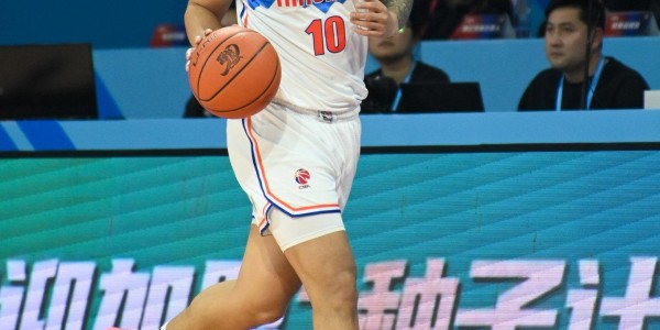 bob半岛体育官方网站-媒体人：赵睿并无主观上要离开新疆想法 北京说服了新疆和赵睿