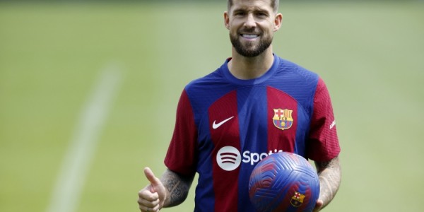 bob半岛体育官方网站-伊尼戈坦言享受巴萨生涯，然而利雅得胜利的邀约极具吸引力