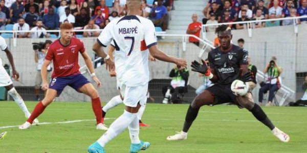 bob半岛体育官网-王勤伯：弃将复仇童话，副班长拦下巴黎