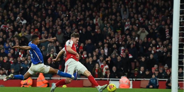 bob半岛体育官方网站-英超-苏比门迪破门约克雷斯两球 阿森纳三球完胜