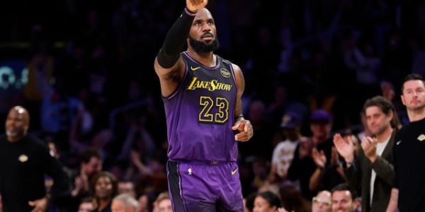 bob半岛体育平台-詹皇40岁首胜！一战创5大纪录，队友：最强40岁球员