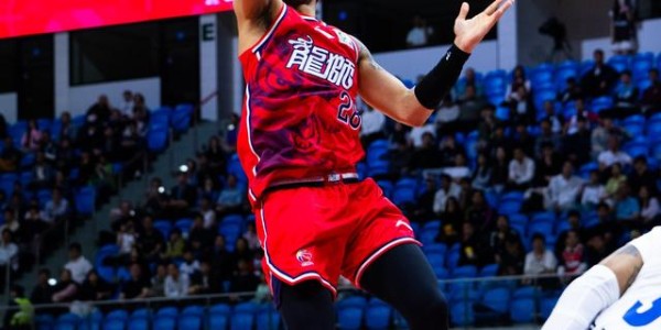 篮球 | CBA常规赛：广州朗肽海本不敌宁波町渥|广州朗肽海本队|宁波町渥队|袁照耀|威金顿|中国男子篮球职业联赛_新浪体育_新浪新闻