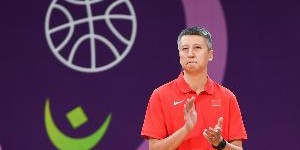 bob半岛体育-媒体人：新西兰每个位置都能扔三分 对中国男篮来说是全新的考验